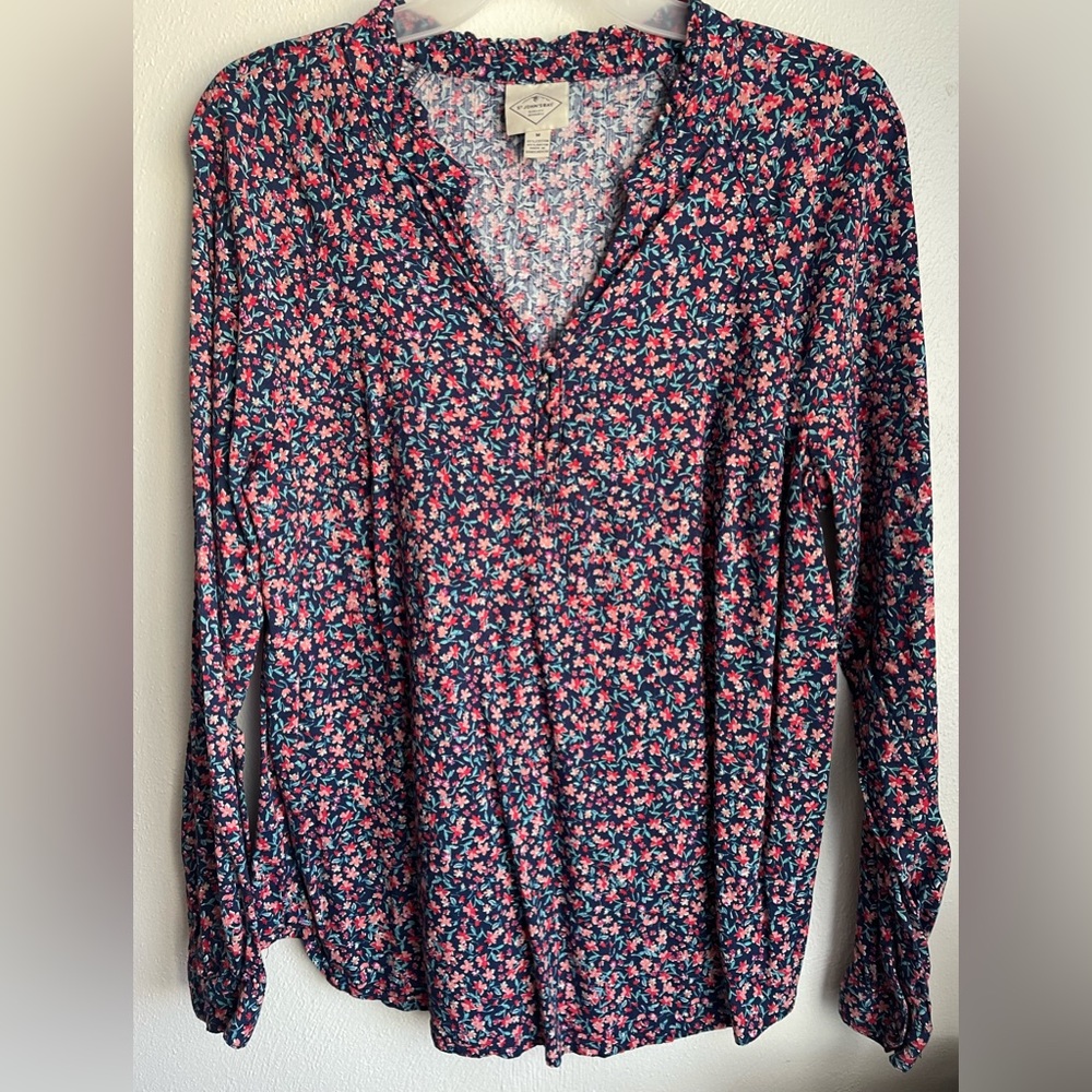 St. John’s Bay floral top size Medium
